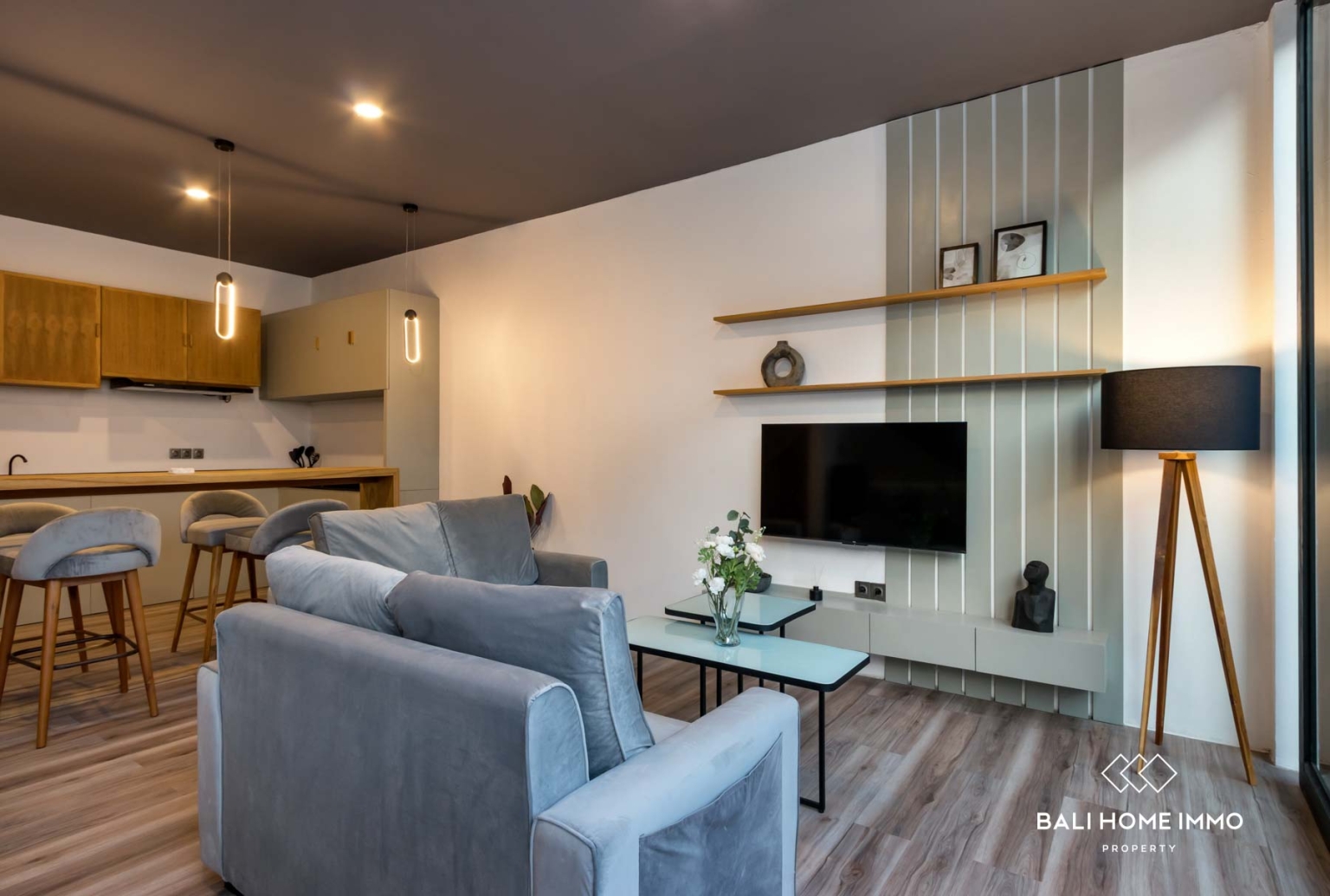 Villa Modern 2 Kamar UNTUK DIJUAL DENGAN SERTIFIKAT LEASEHOLD di UMALAS BALI view 2