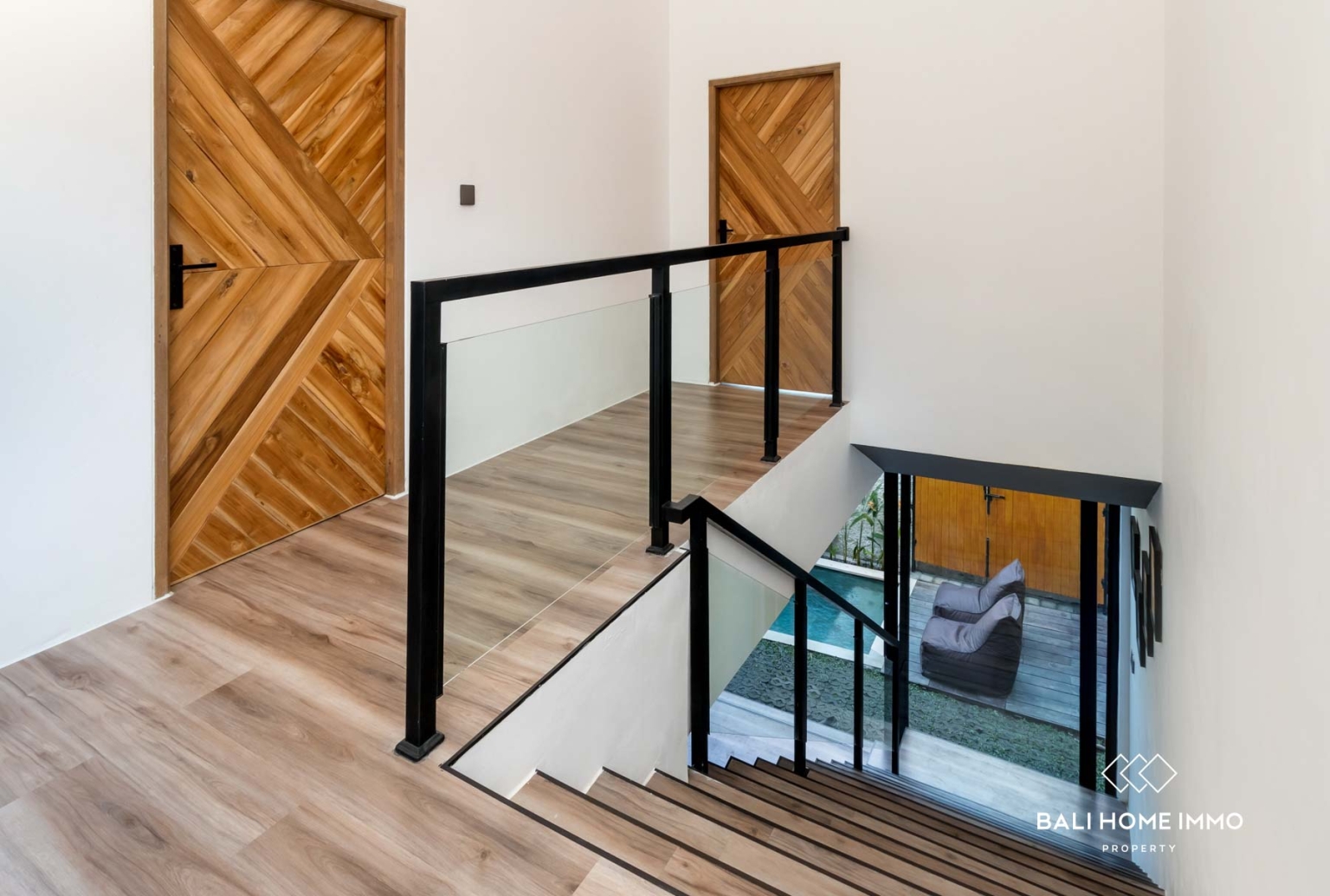 Villa Modern 2 Kamar UNTUK DIJUAL DENGAN SERTIFIKAT LEASEHOLD di UMALAS BALI view 13