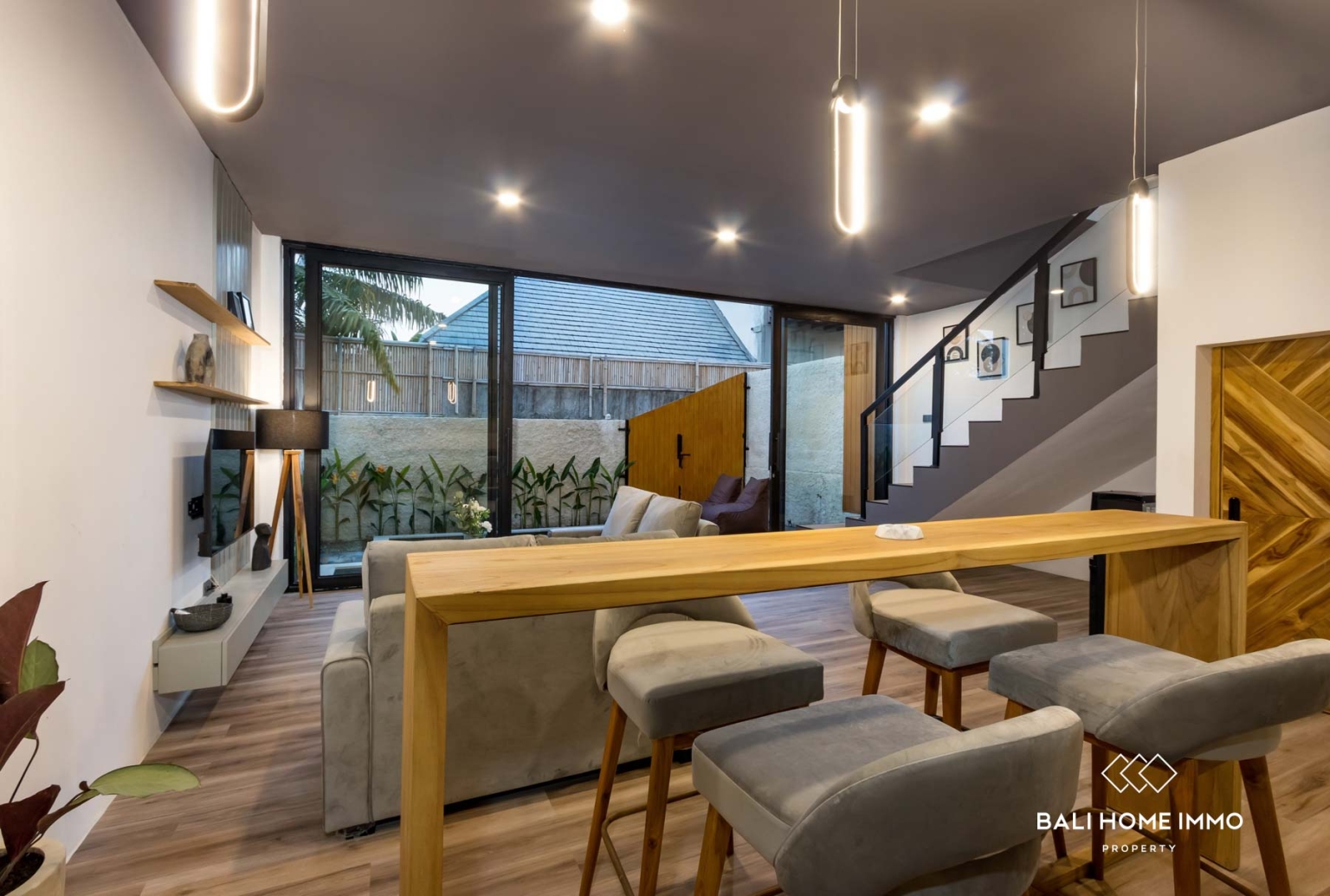 Villa Modern 2 Kamar UNTUK DIJUAL DENGAN SERTIFIKAT LEASEHOLD di UMALAS BALI view 9