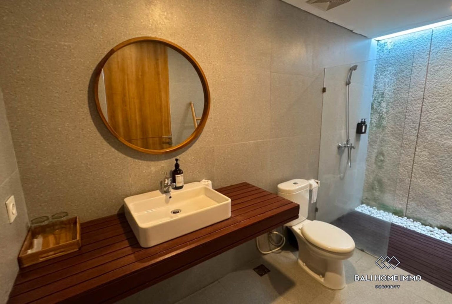 Modern 2 Bedroom Villa For Sale and Rental in Ubud view 16