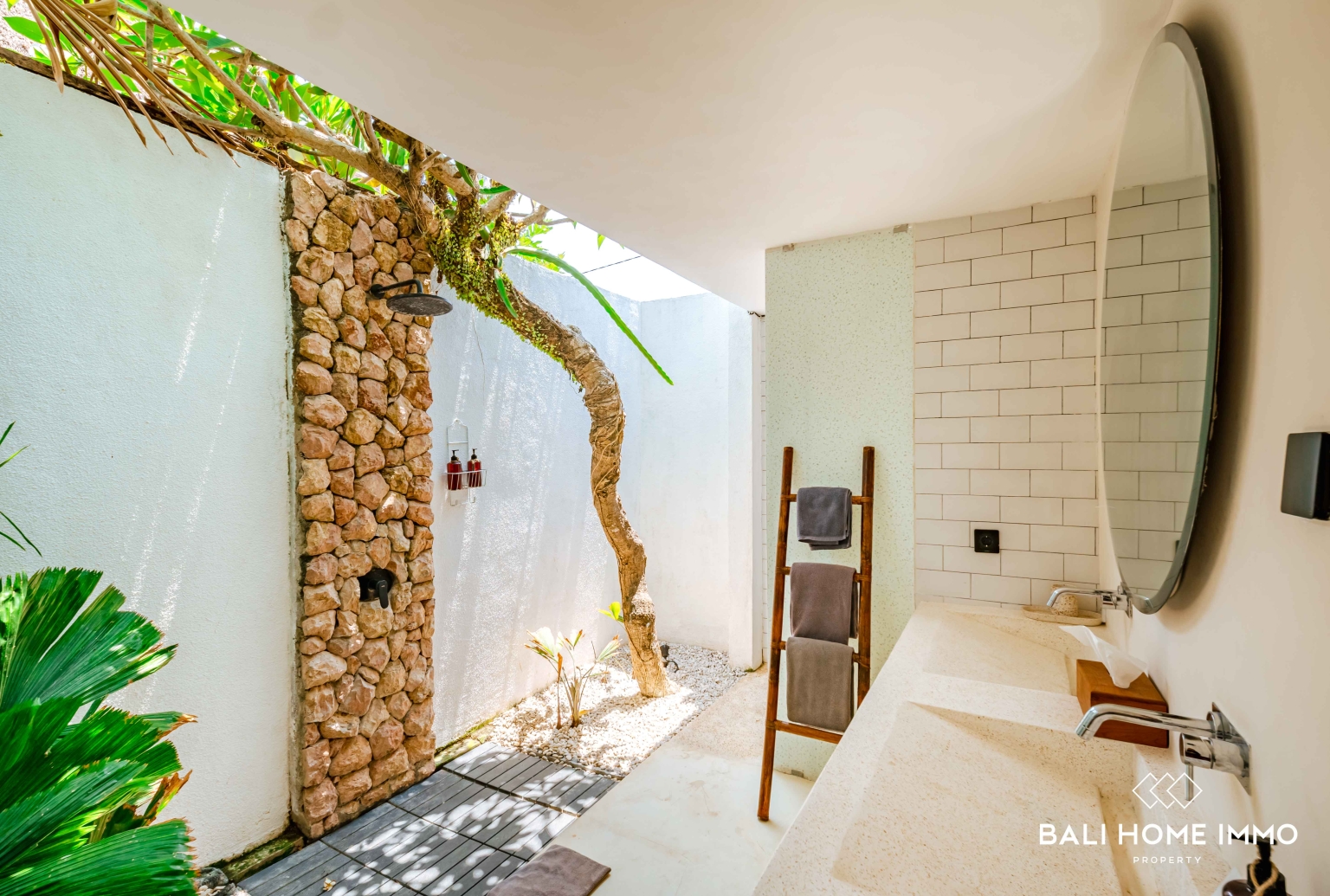 Villa moderne de 2 chambres à vendre à Bingin – Terrasse sur le toit et cadre verdoyant et paisible view 21