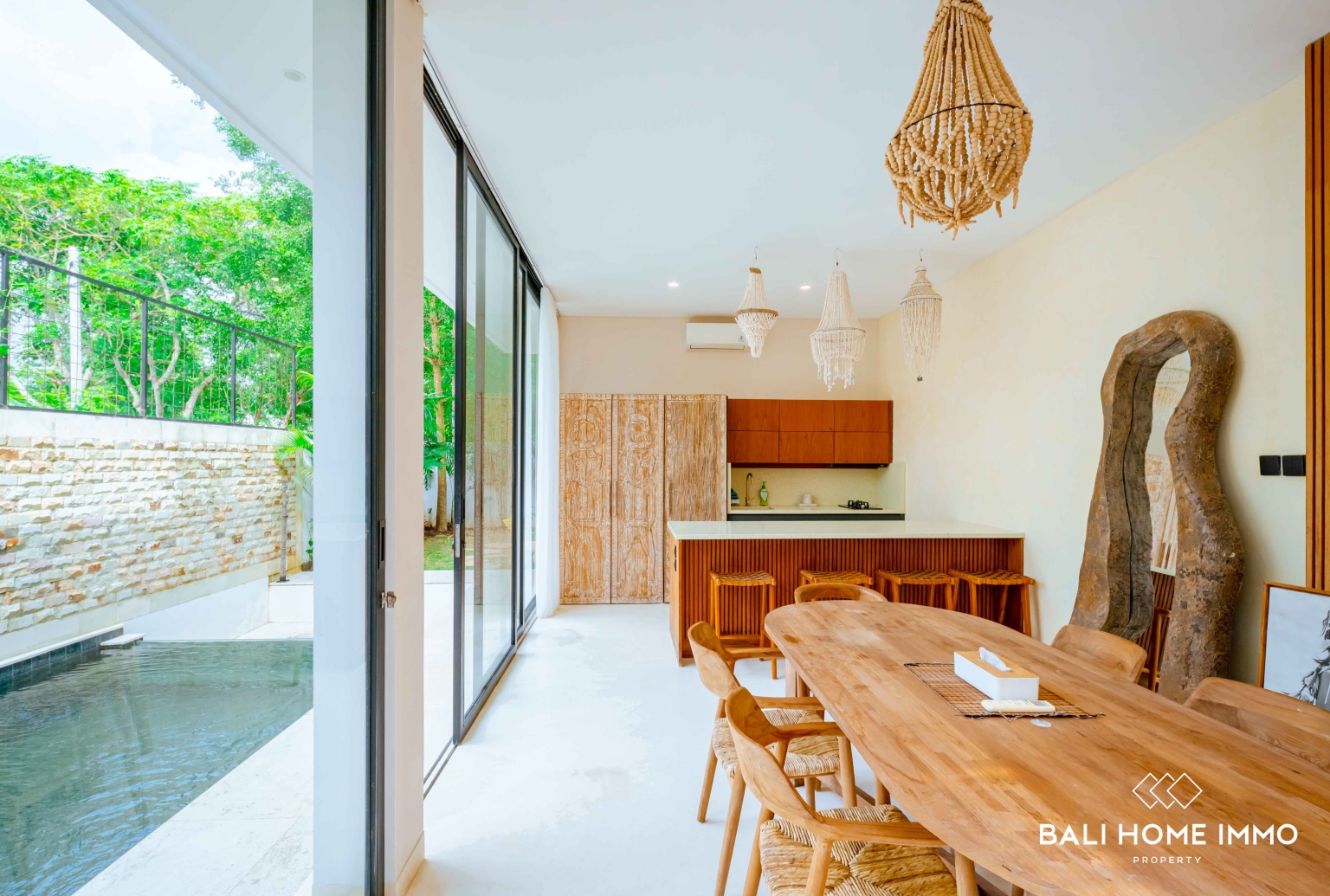 Modern 2 Bedroom Villa for Sale in Bingin – Rooftop Terrace & Peaceful Green Surroundings view 12