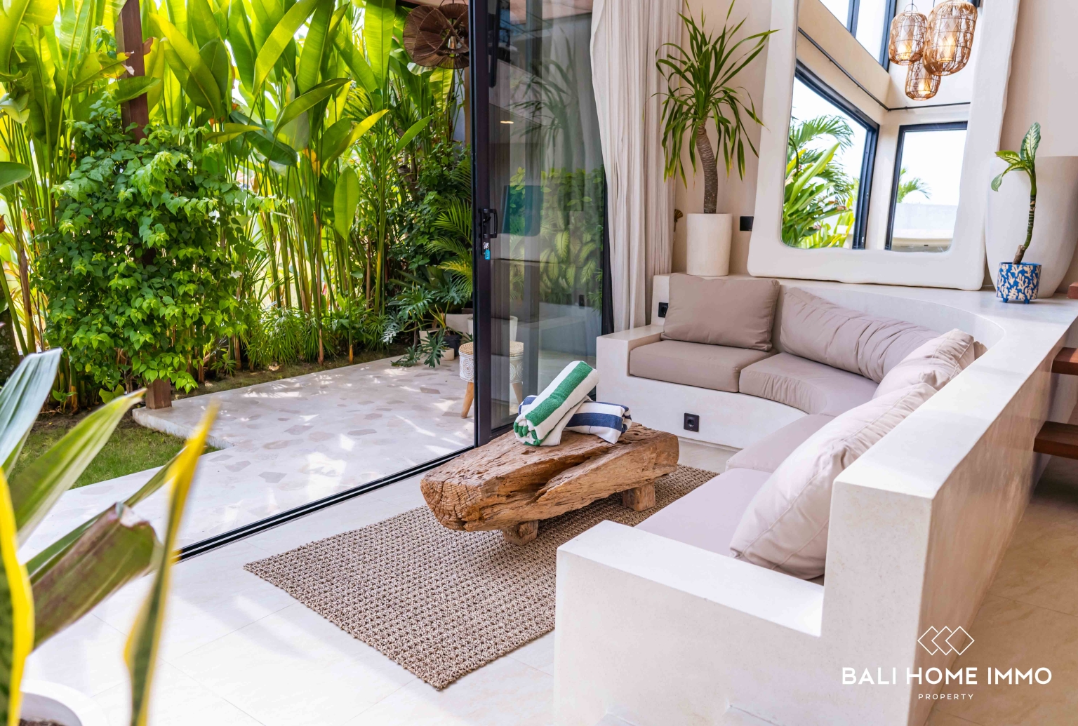 Villa moderne de 2 chambres à vendre à Cemagi, Bali view 6