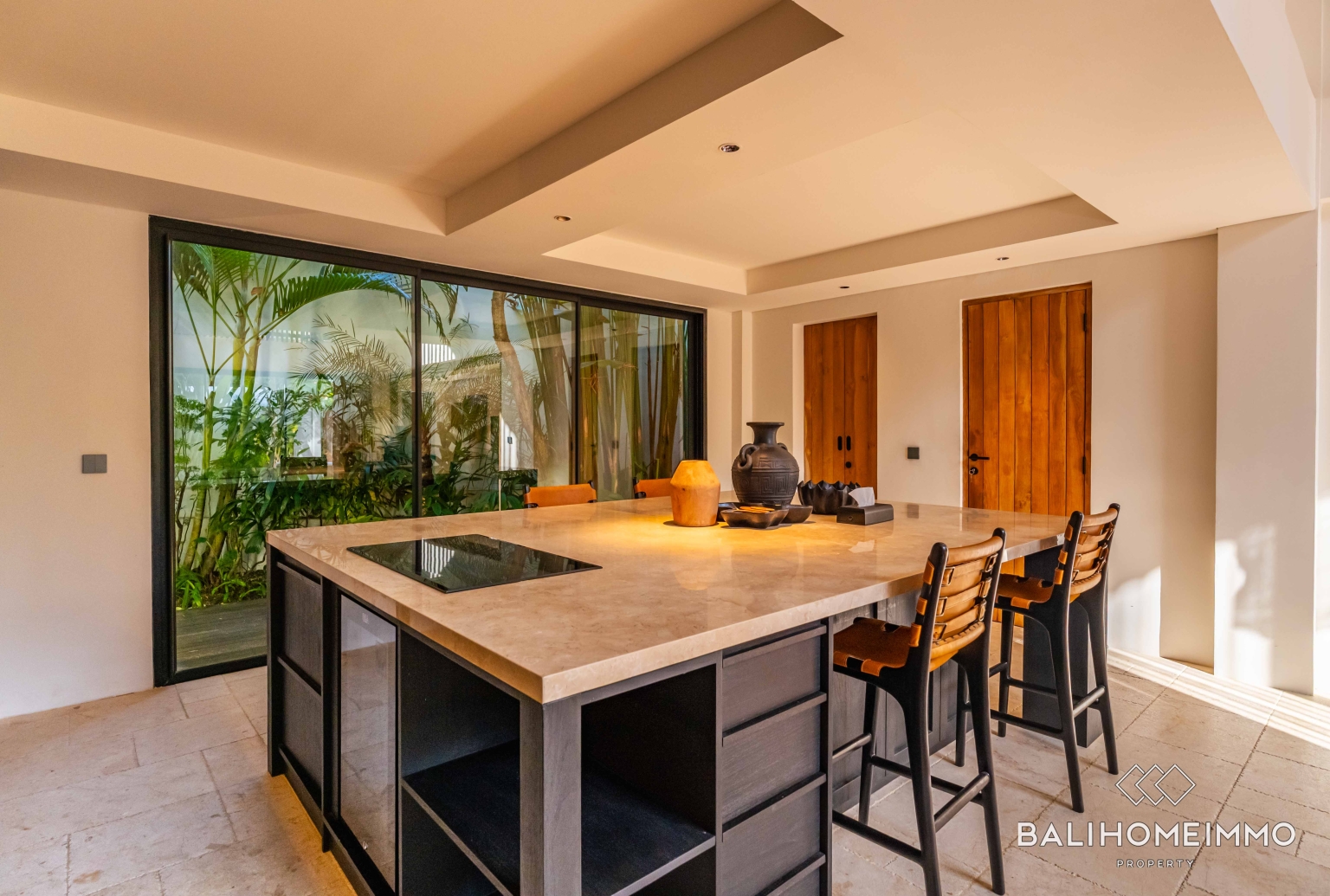 Villa Modern 2 Kamar Tidur Dijual Hak Milik di Berawa Bali view 10