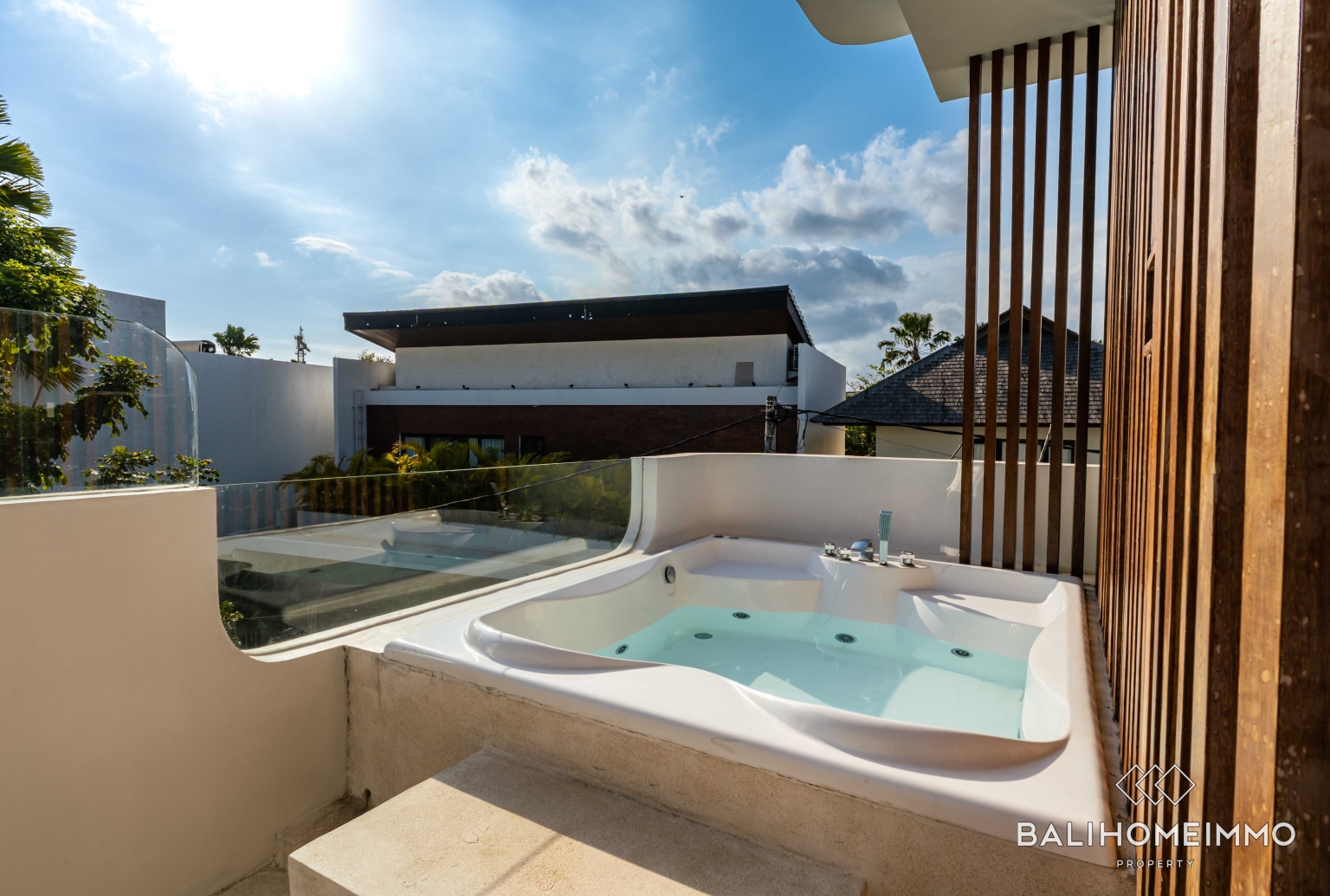 Villa Modern 2 Kamar Tidur Dijual Hak Milik di Berawa Bali view 31
