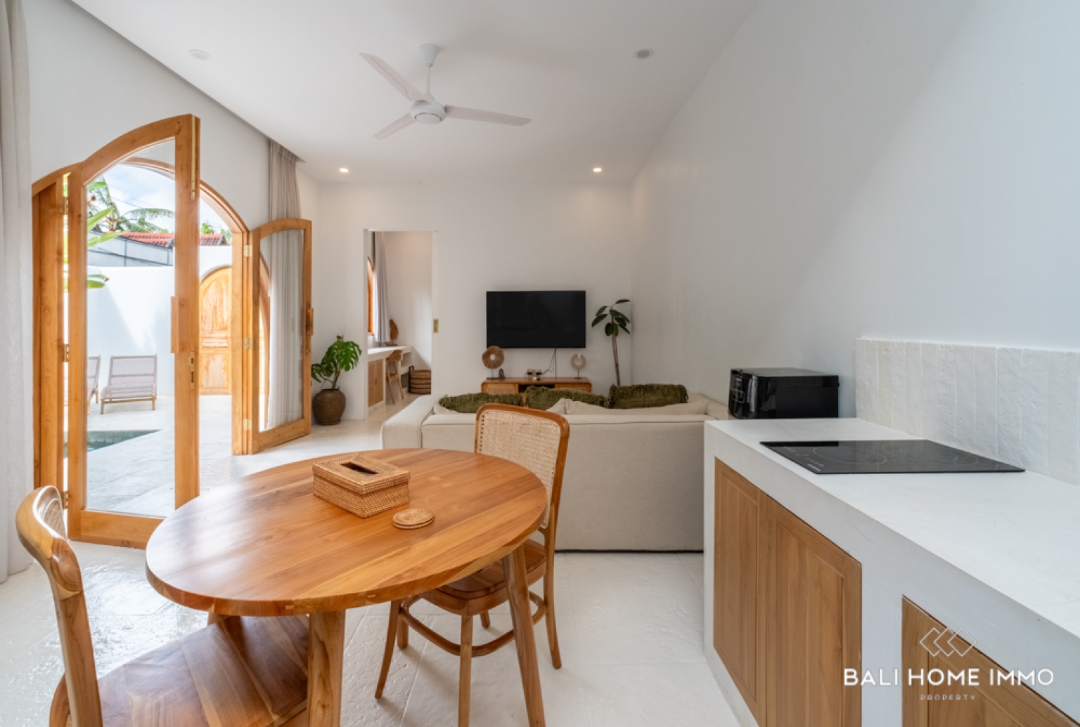 MODERN 2 BEDROOM VILLA FOR SALE LEASEHOLD IN BINGIN view 8