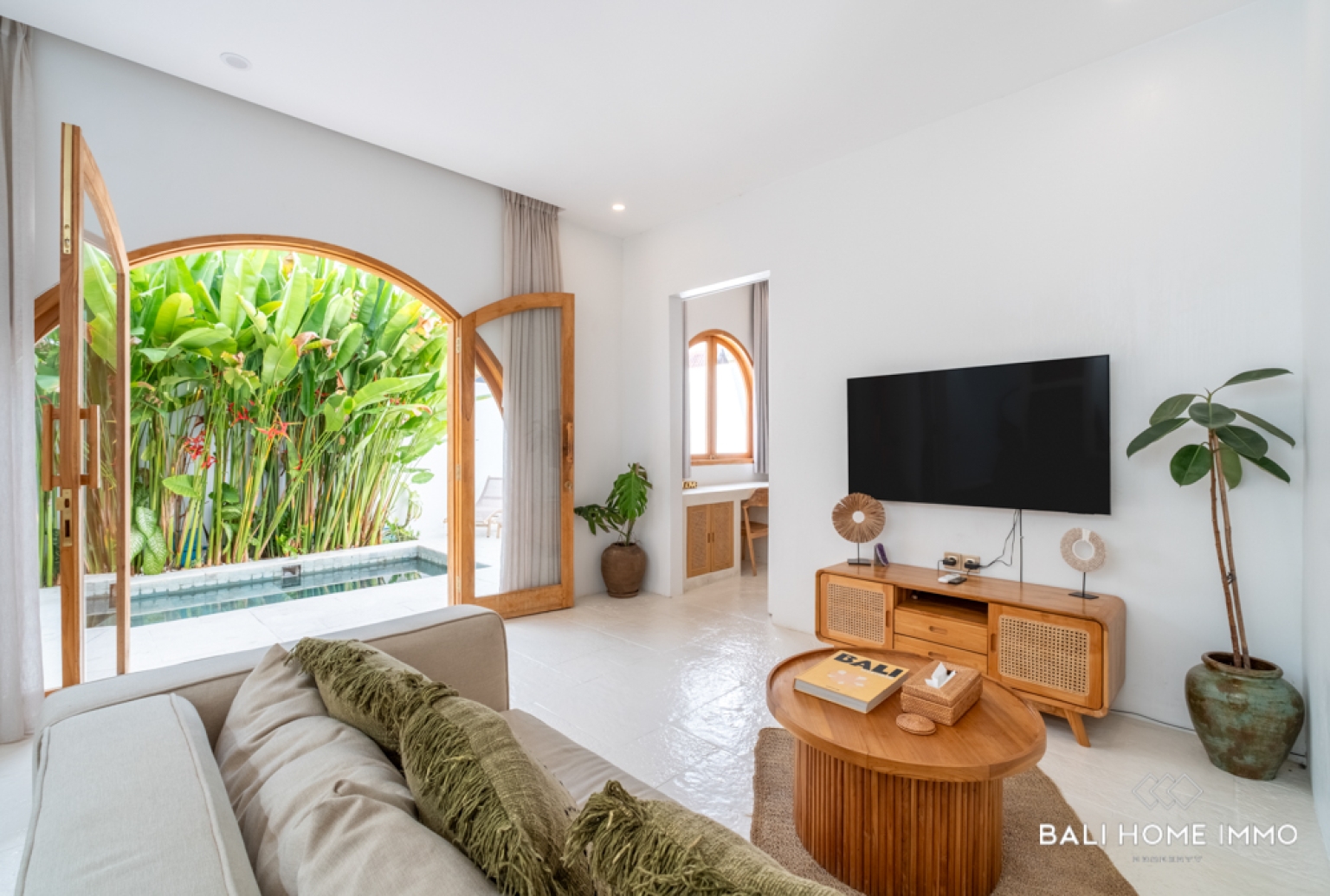 MODERN 2 BEDROOM VILLA FOR SALE LEASEHOLD IN BINGIN view 5