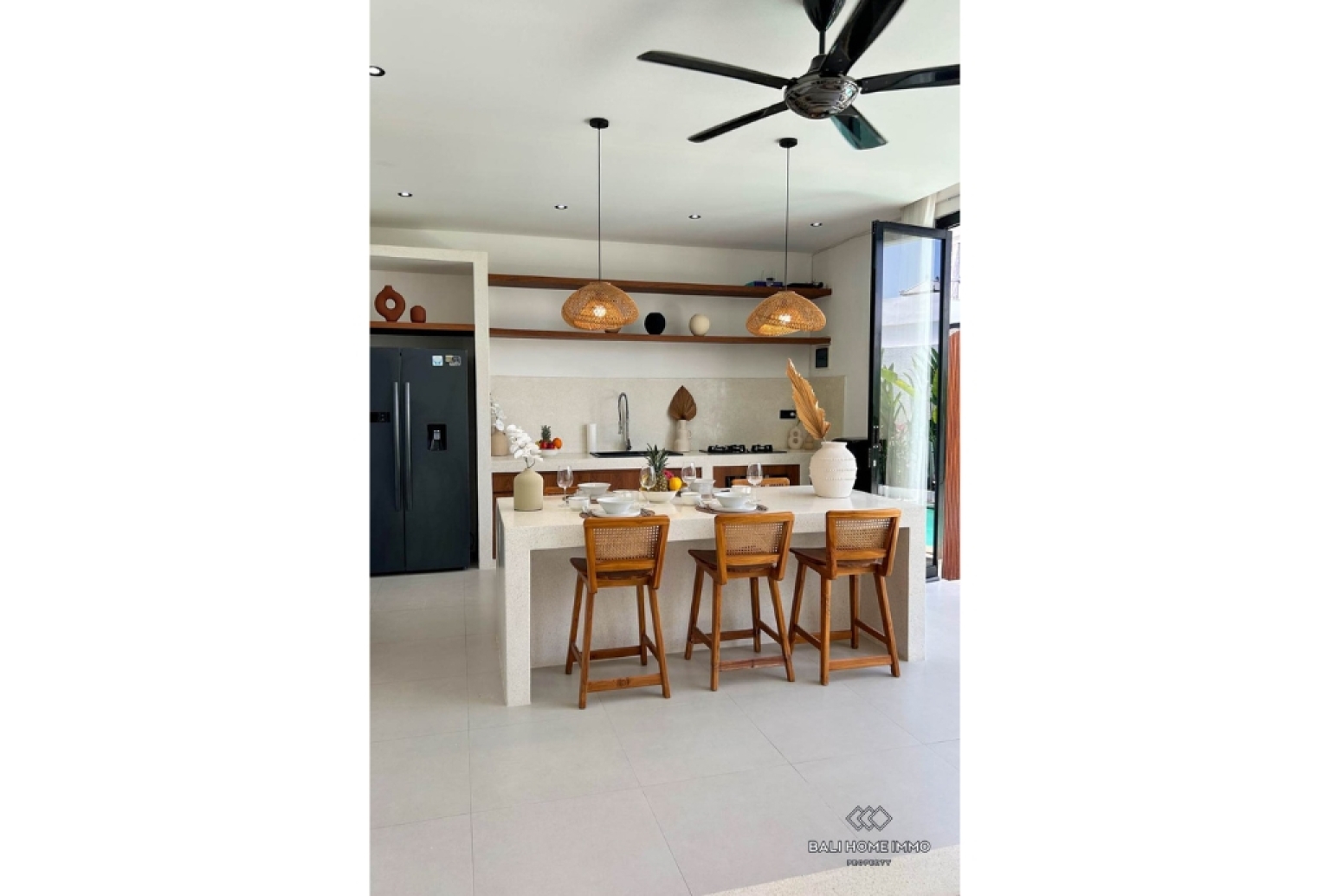 Modern 2-Bedroom Villa for Sale Leasehold in Canggu view 4