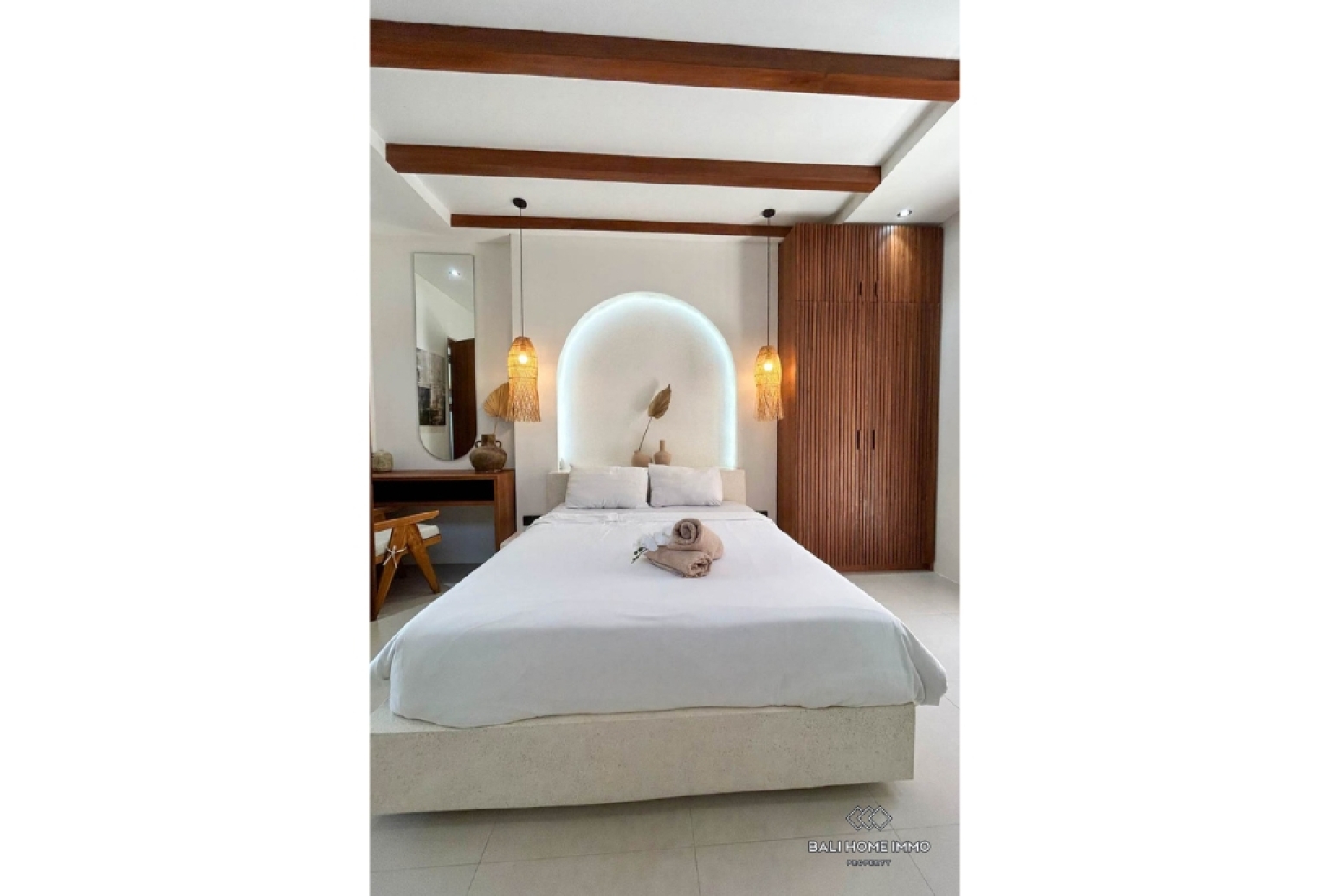 Modern 2-Bedroom Villa for Sale Leasehold in Canggu view 7