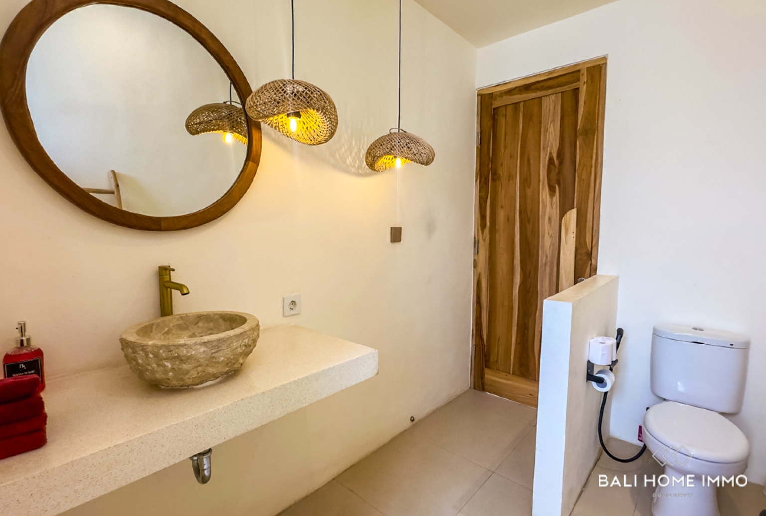 Modern 2 Bedroom Villa for Sale Leasehold in Melasti view 12
