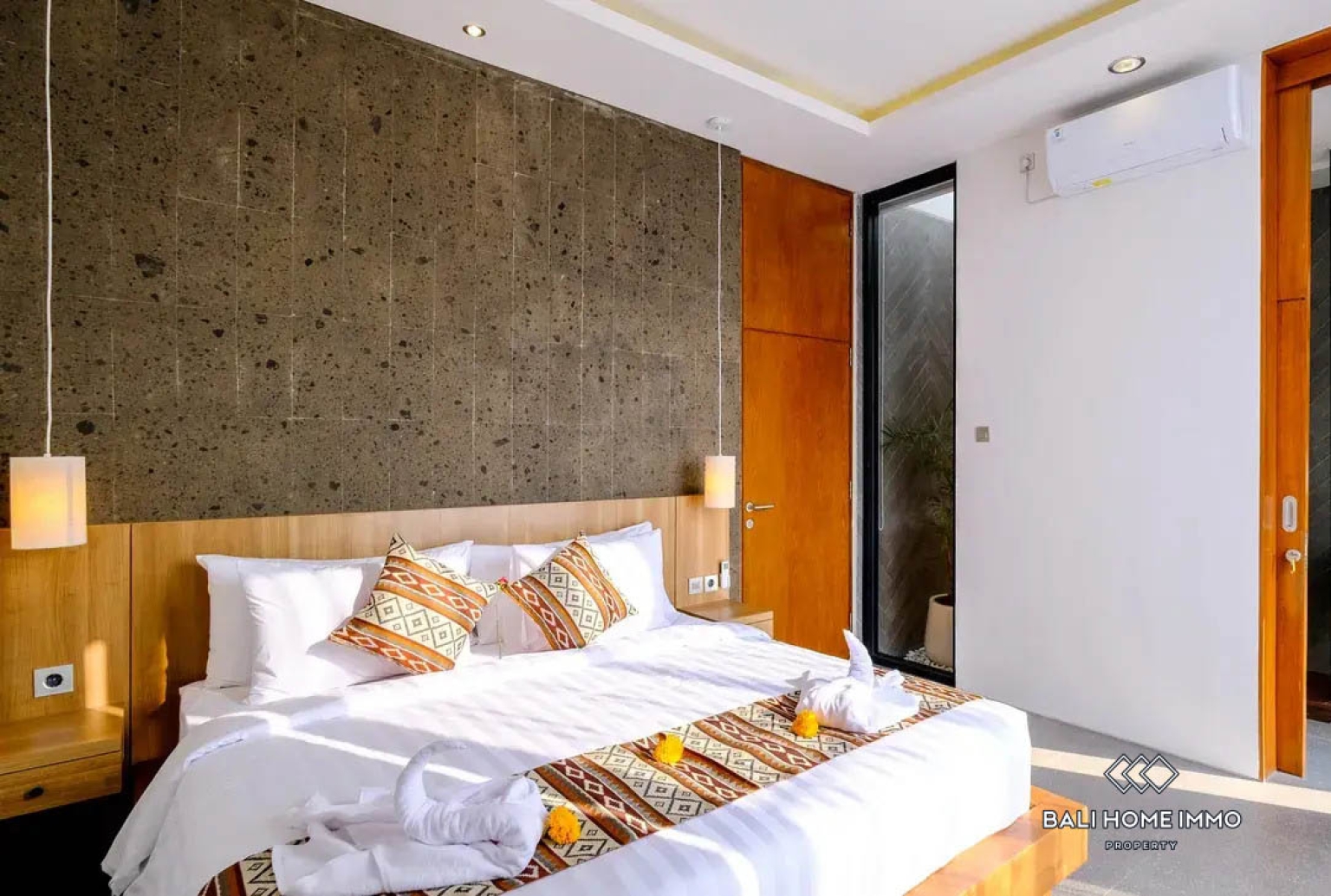 Modern 2 Bedrooms Tropical Villa For Sale in Pejeng, Ubud view 13