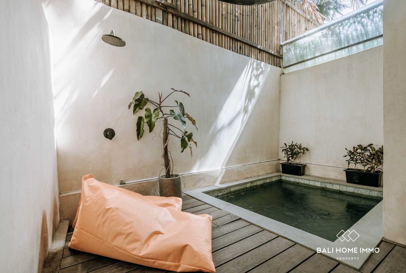 Villa Modern 2 Kamar Dijual di dalam kompleks villa di Tumbak Bayuh view 16