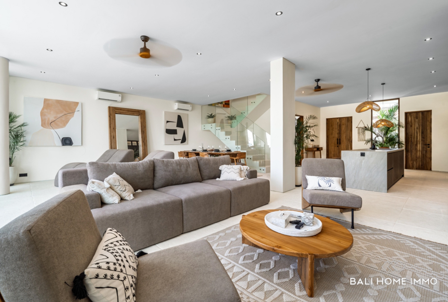MODERN 3 BEDROOM OCEAN VIEW VILLA IN BINGIN view 5