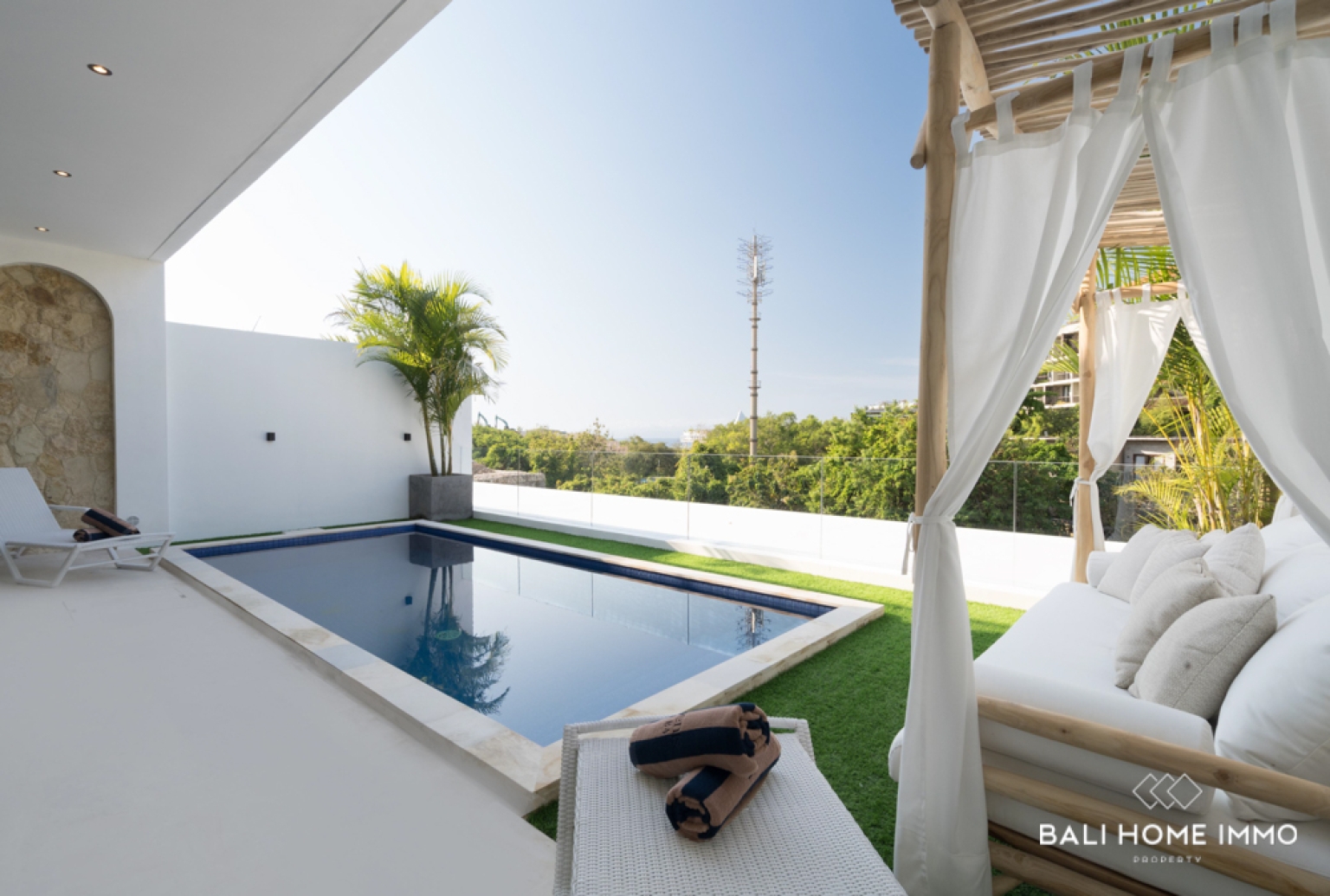 MODERN 3 BEDROOM OCEAN VIEW VILLA IN BINGIN view 4