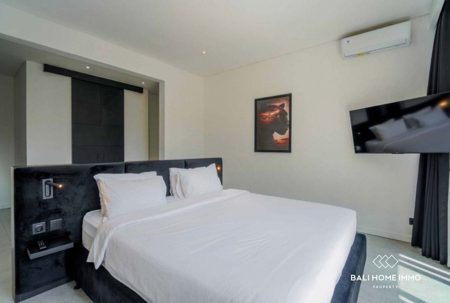 Modern 3 Bedroom Villa FOR LEASEHOLD SALE in UMALAS BALI view 9
