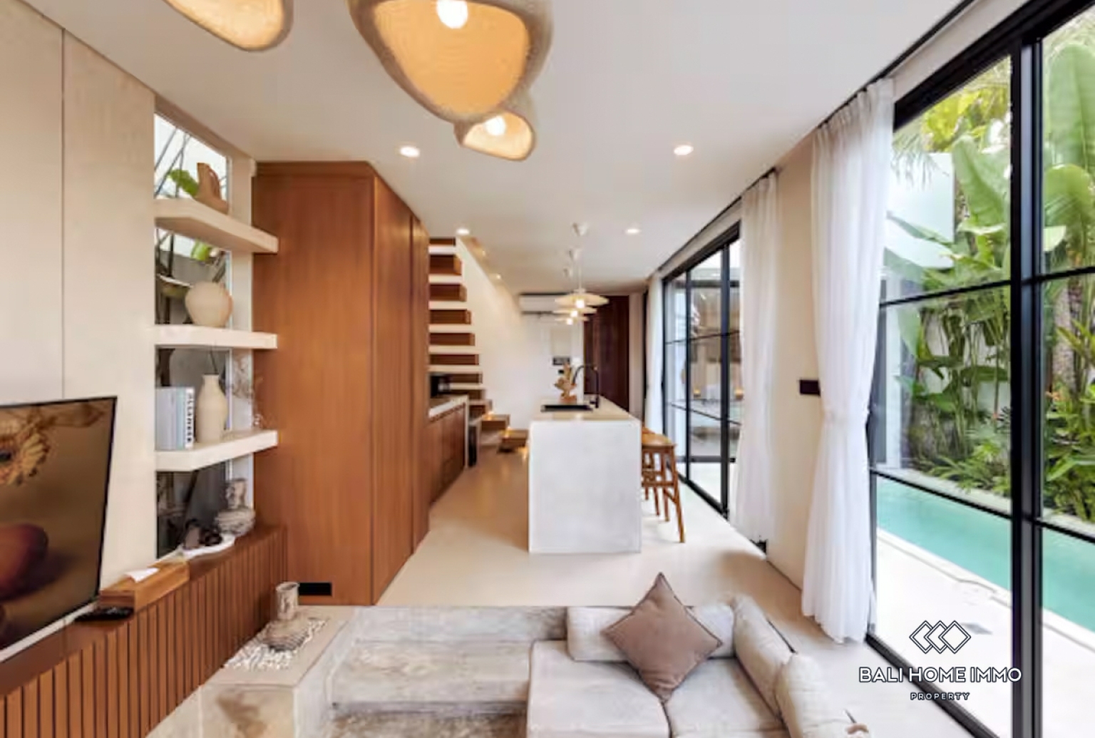 Modern 3 Bedroom Villa for Rental in Bali Cemagi Beachside view 4