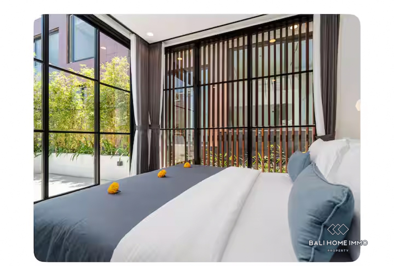 Modern 3 Bedroom Villa for Rental in Bali Cemagi Beachside view 8