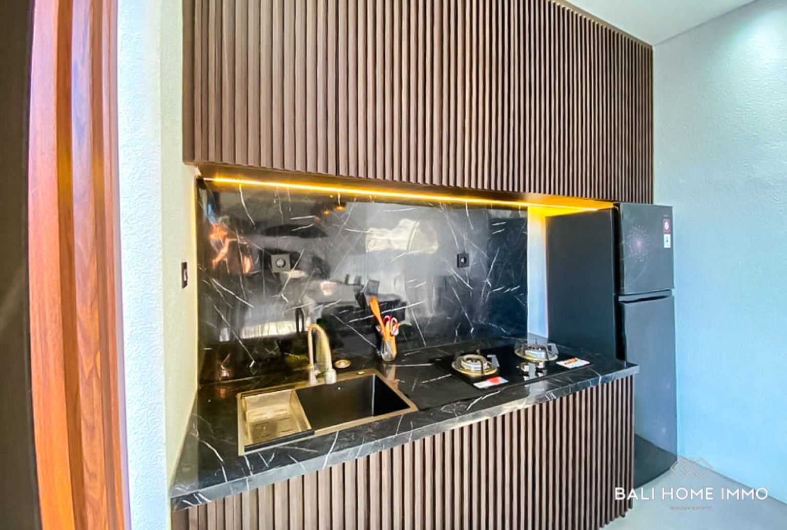 MODERN 3 BEDROOM VILLA FOR SALE AND RENT IN UNGASAN view 3