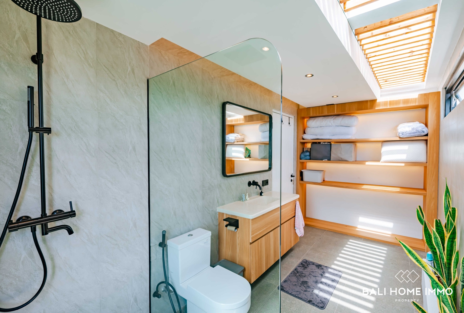 MODERN 3 BEDROOM VILLA FOR SALE IN BALI UNGASAN view 22