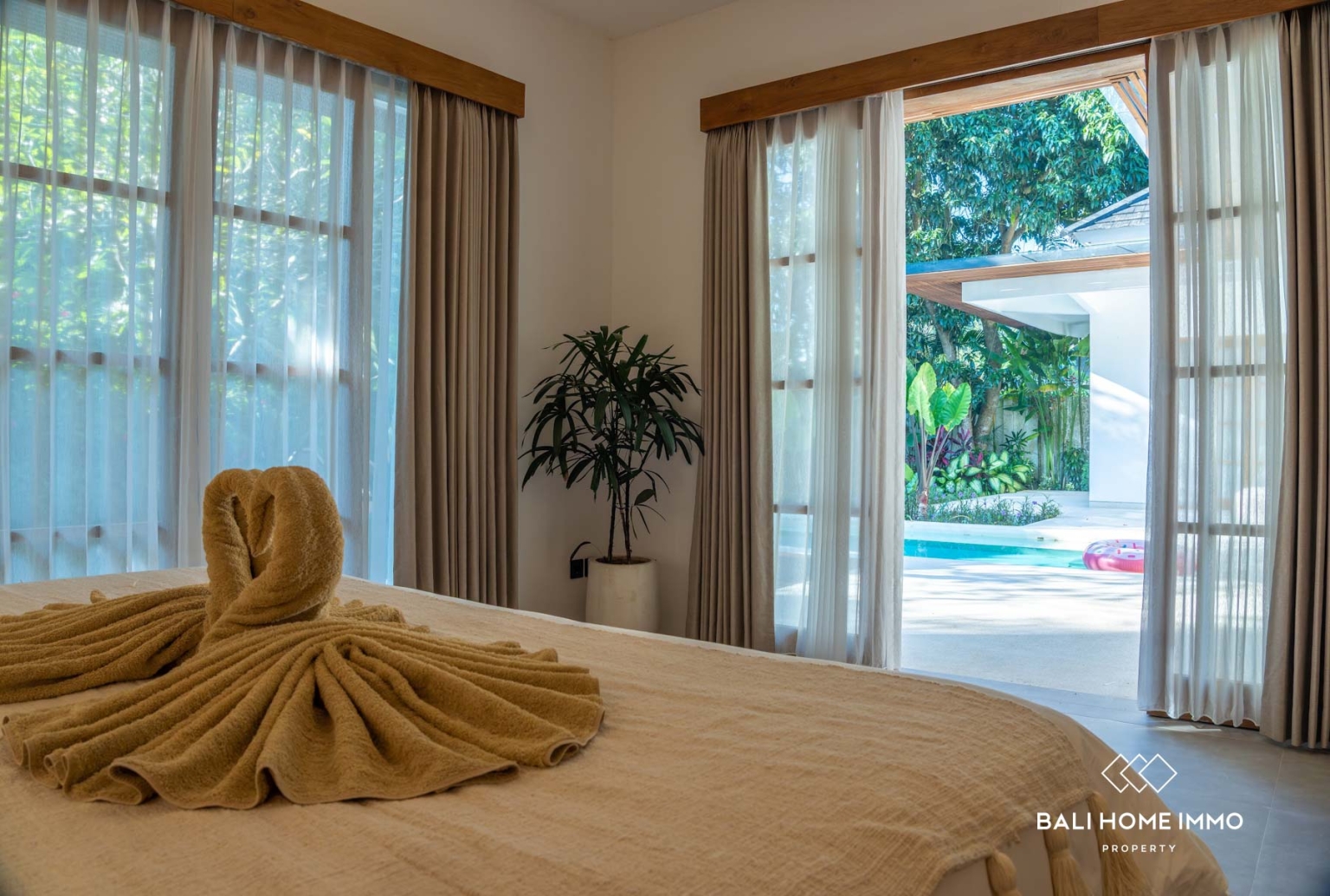 MODERN 3 BEDROOM VILLA FOR SALE IN TUMBAK BAYUH BALI view 17