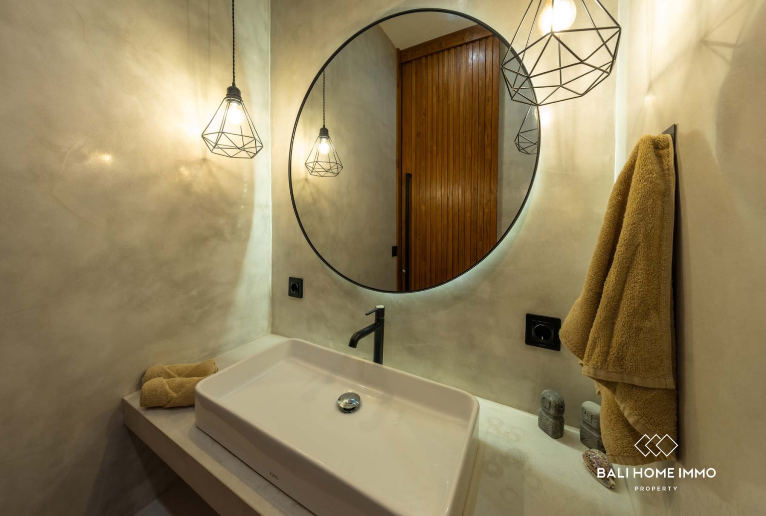 MODERN 3 BEDROOM VILLA FOR SALE IN TUMBAK BAYUH BALI view 21