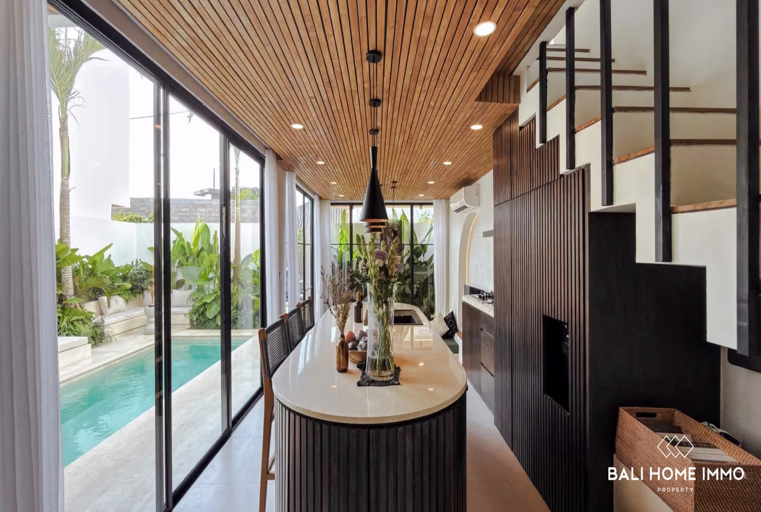 Modern 3-Bedroom Villa for Sale Leasehold in Pecatu Near Bvlgari Resort view 6