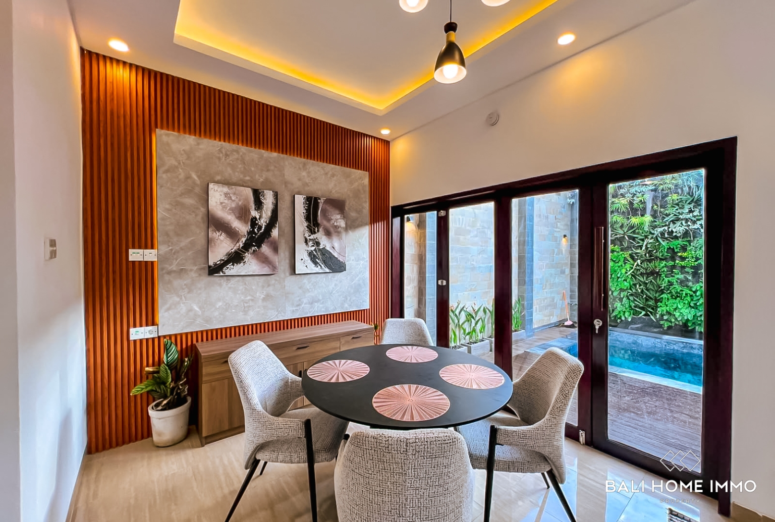Modern 3-Bedroom Villa for Sale Near Balangan Beach view 8