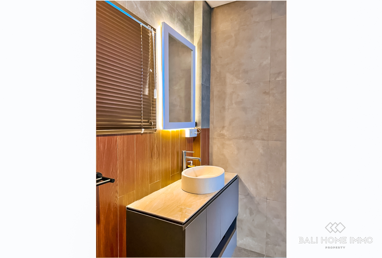 Modern 3-Bedroom Villa for Sale Near Balangan Beach view 22