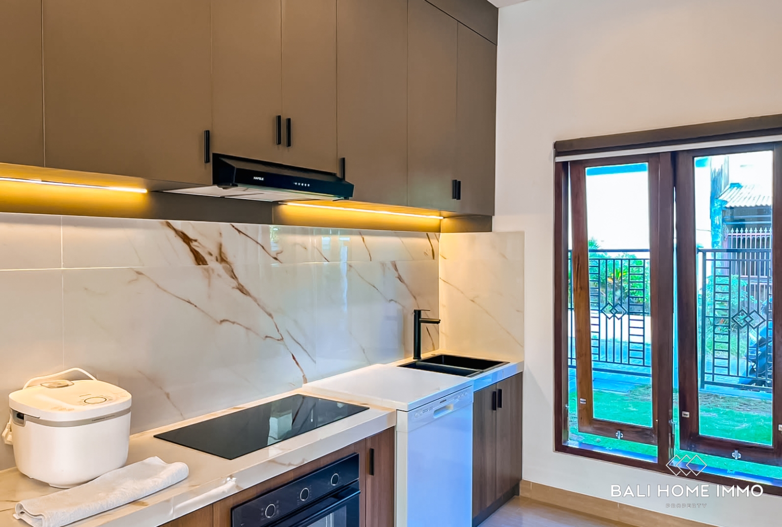 Modern 3-Bedroom Villa for Sale Near Balangan Beach view 11