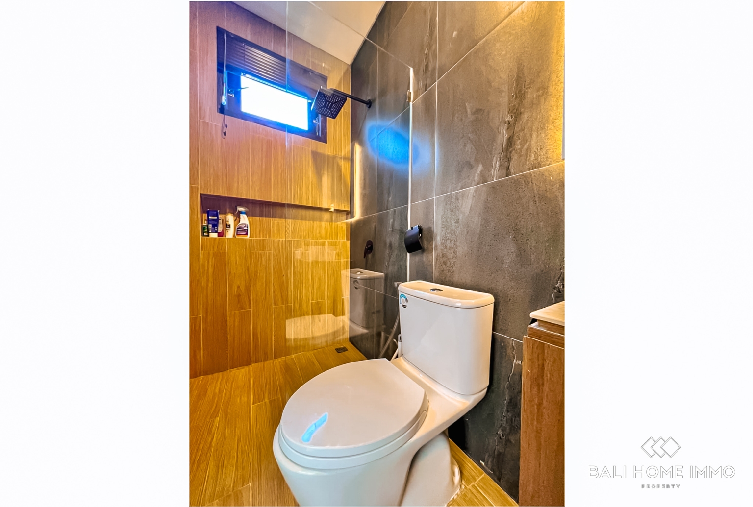 Modern 3-Bedroom Villa for Sale Near Balangan Beach view 24