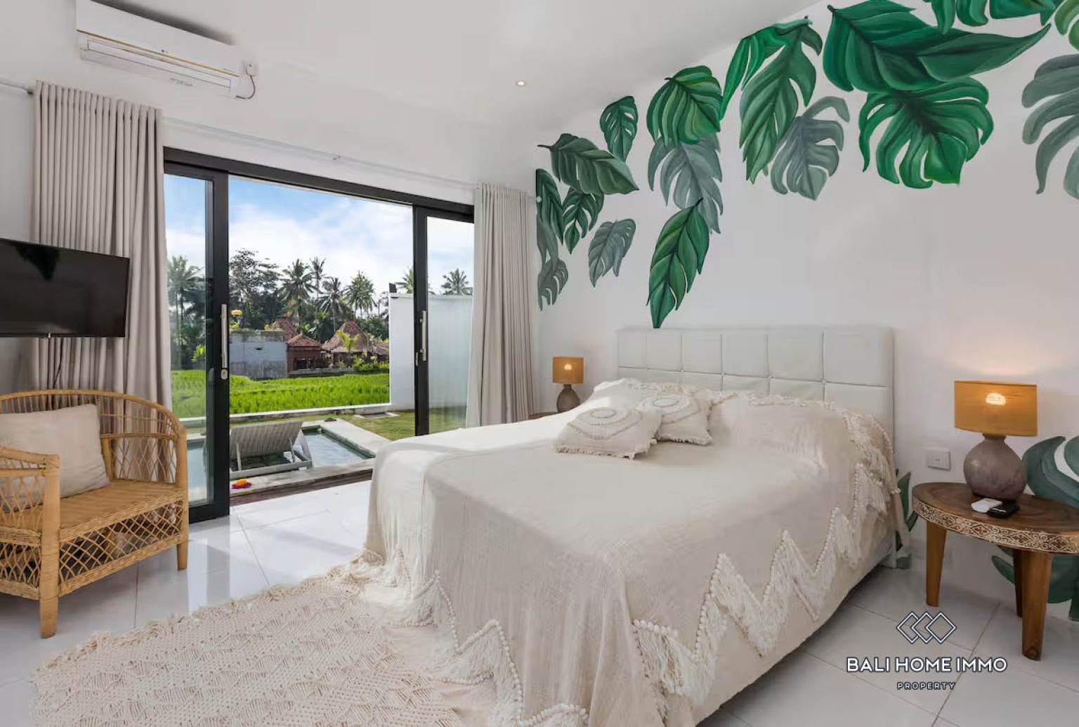 Modern 3-Bedrooms Villa With Ricefield View For Sale in Pejeng Ubud view 11