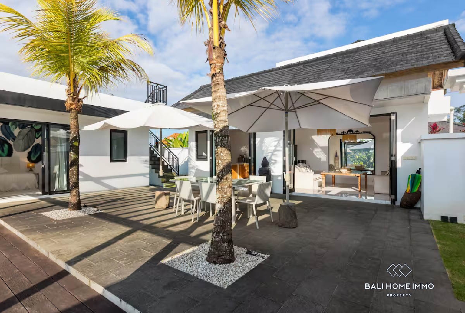 Modern 3-Bedrooms Villa With Ricefield View For Sale in Pejeng Ubud view 2