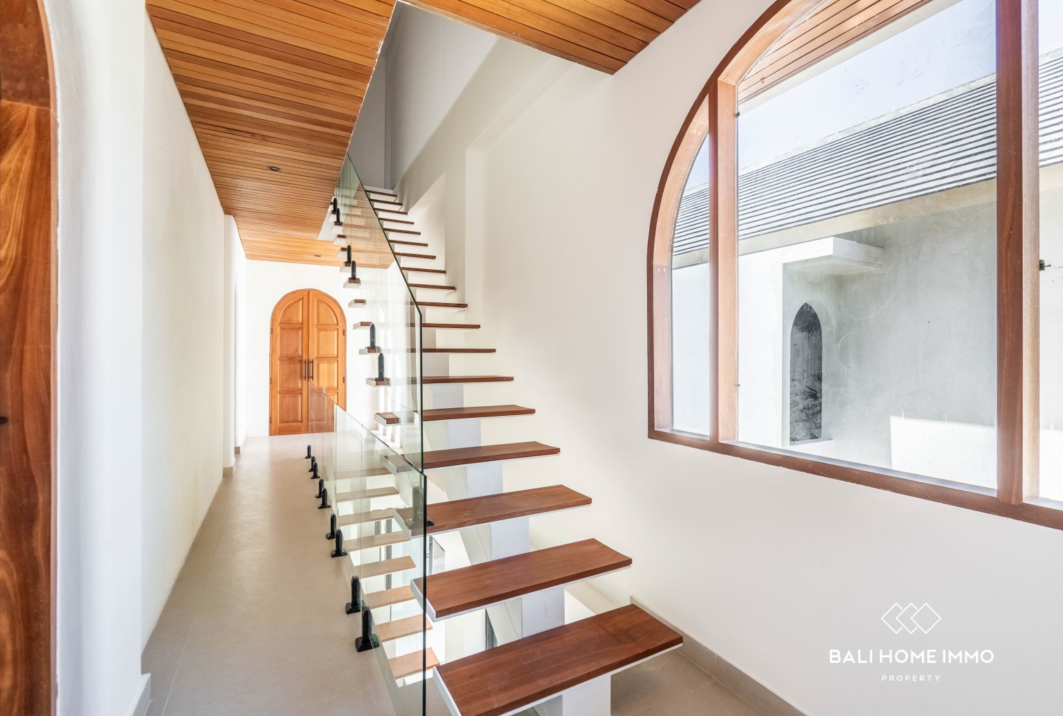 Vila Keluarga Modern 4 Kamar dengan Kolam Renang & Rooftop di Lokasi Strategis Sanur view 8