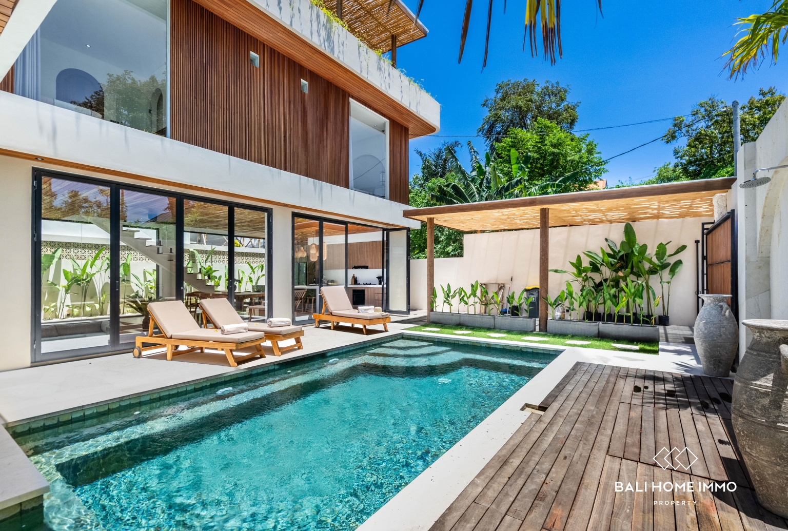 Vila Keluarga Modern 4 Kamar dengan Kolam Renang & Rooftop di Lokasi Strategis Sanur view 24