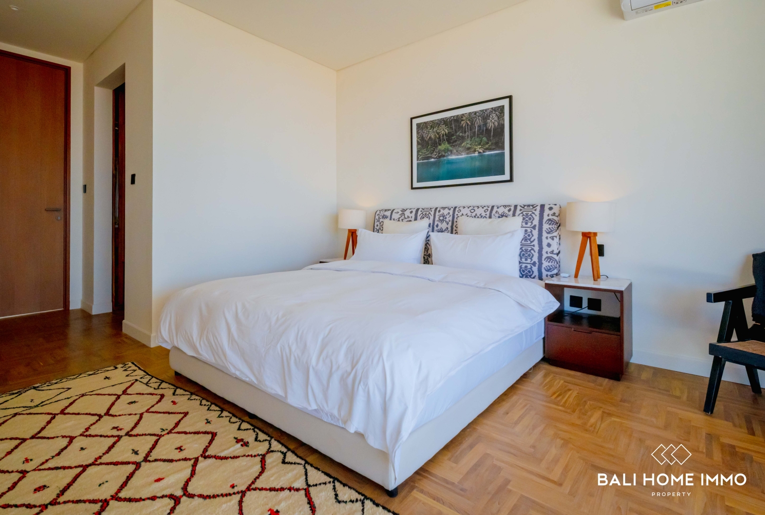 Modern 4 Bedroom Villa for Sale and Rent in Uluwatu Walking Distance to Suluban Beach view 15
