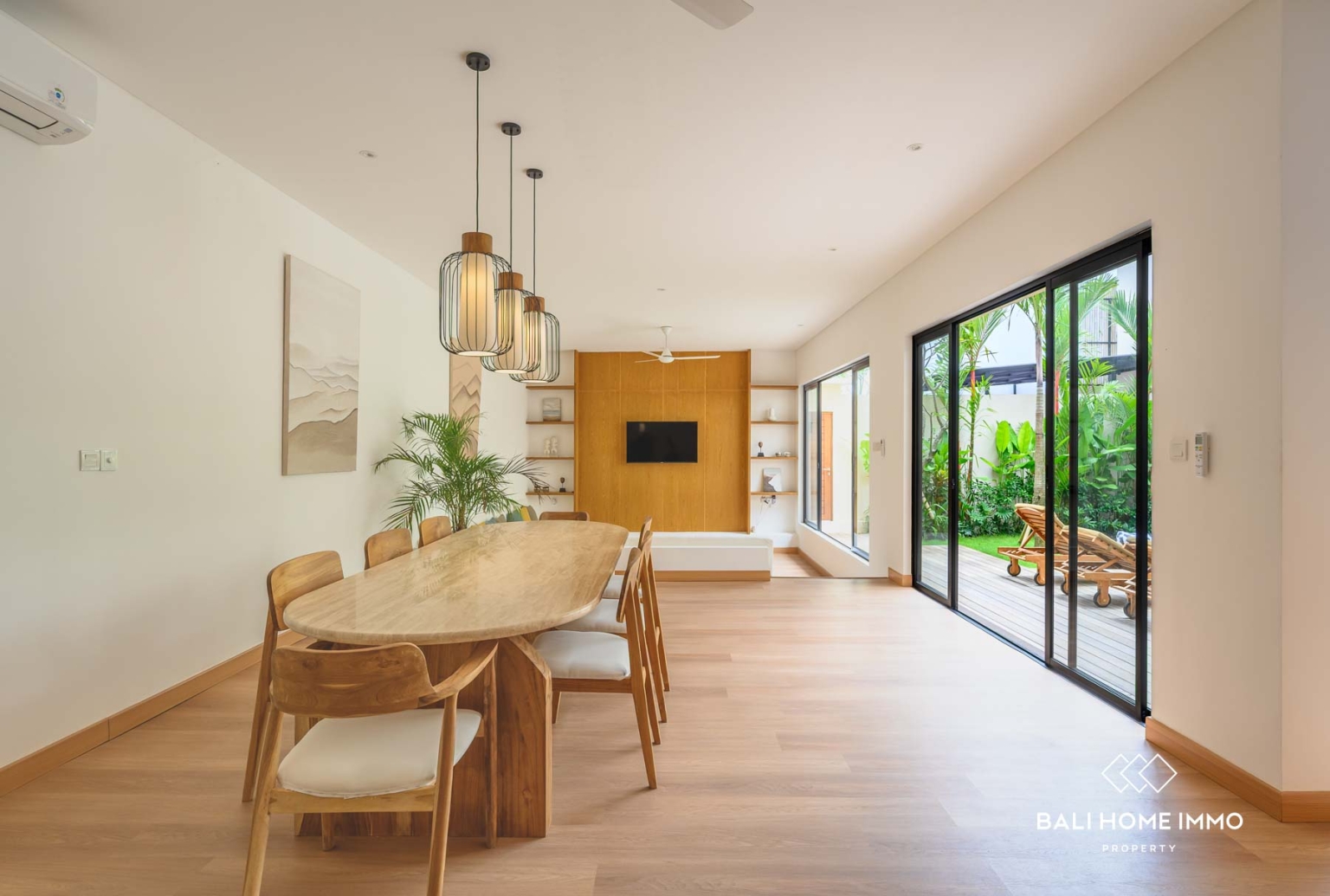 Modern 4 bedroom villa for sale and rental in Sanur Bali view 6