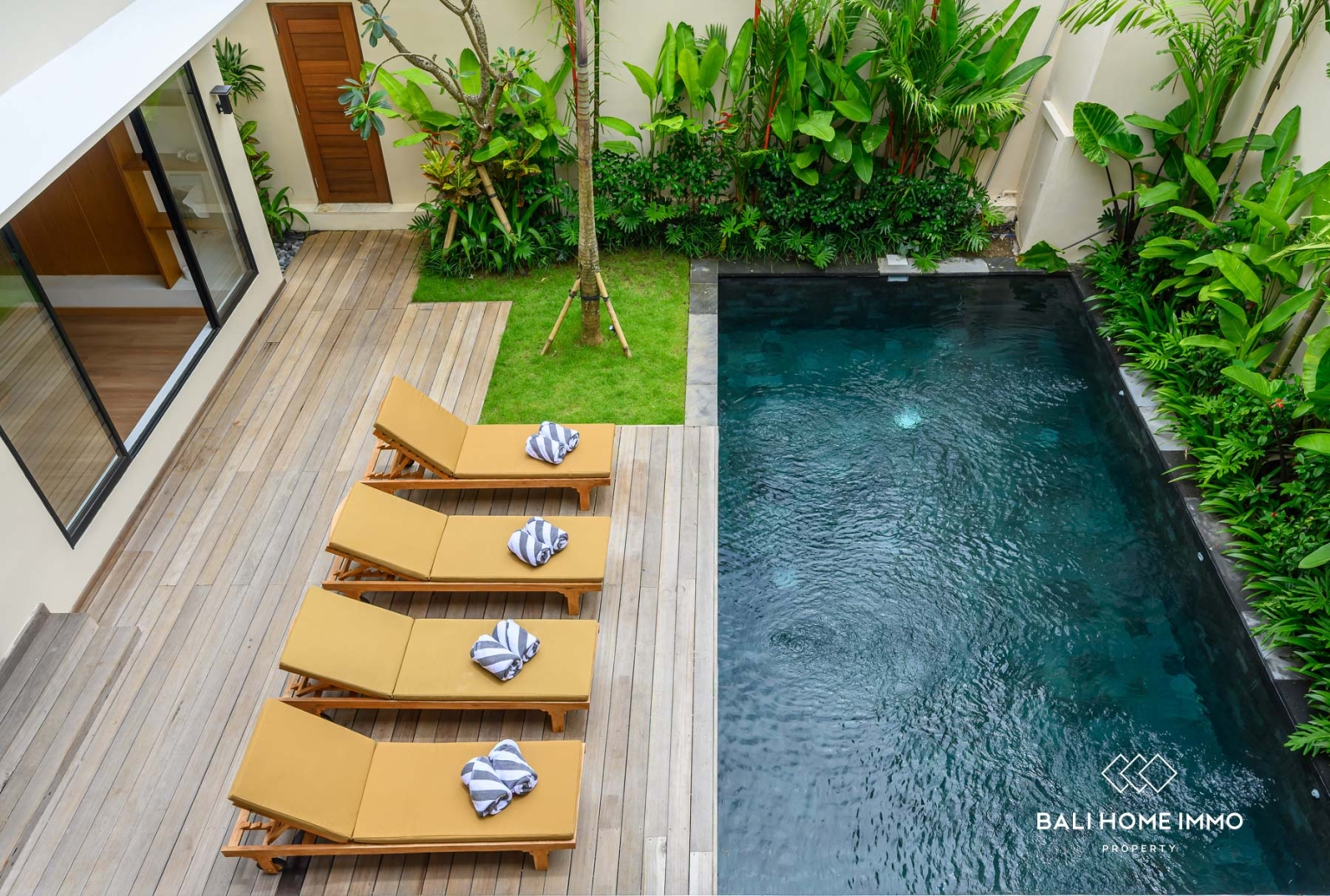 Modern 4 bedroom villa for sale and rental in Sanur Bali view 34