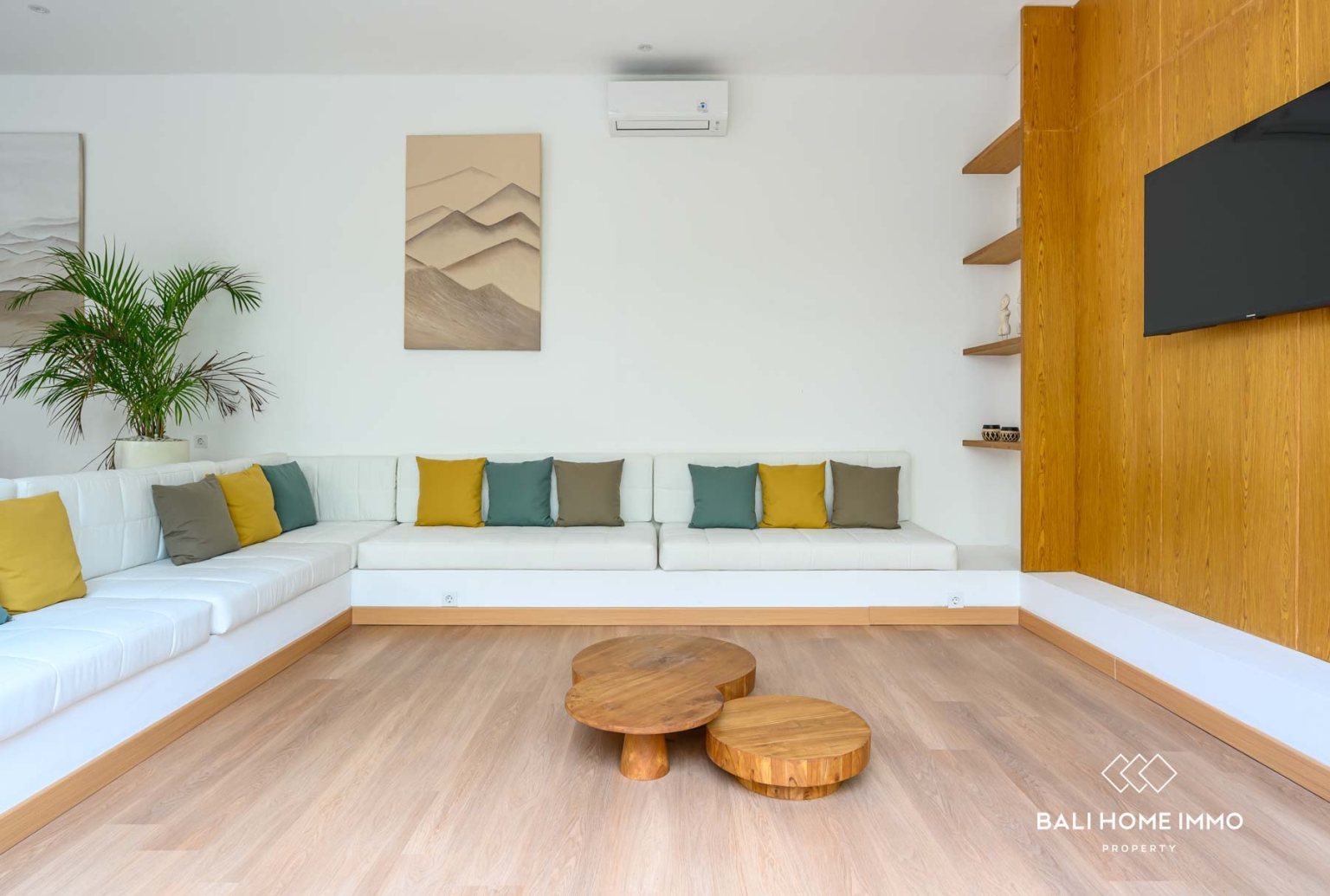 Modern 4 bedroom villa for sale and rental in Sanur Bali view 4