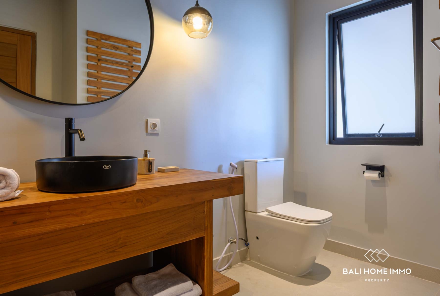 Modern 4 bedroom villa for sale and rental in Sanur Bali view 30