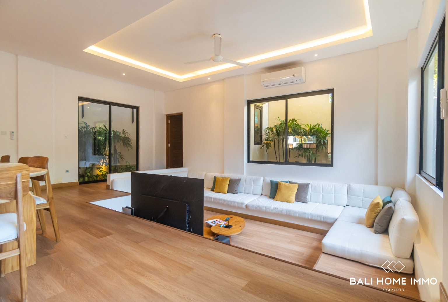 Modern 5 bedroom villa for sale and rental in Sanur Bali view 6