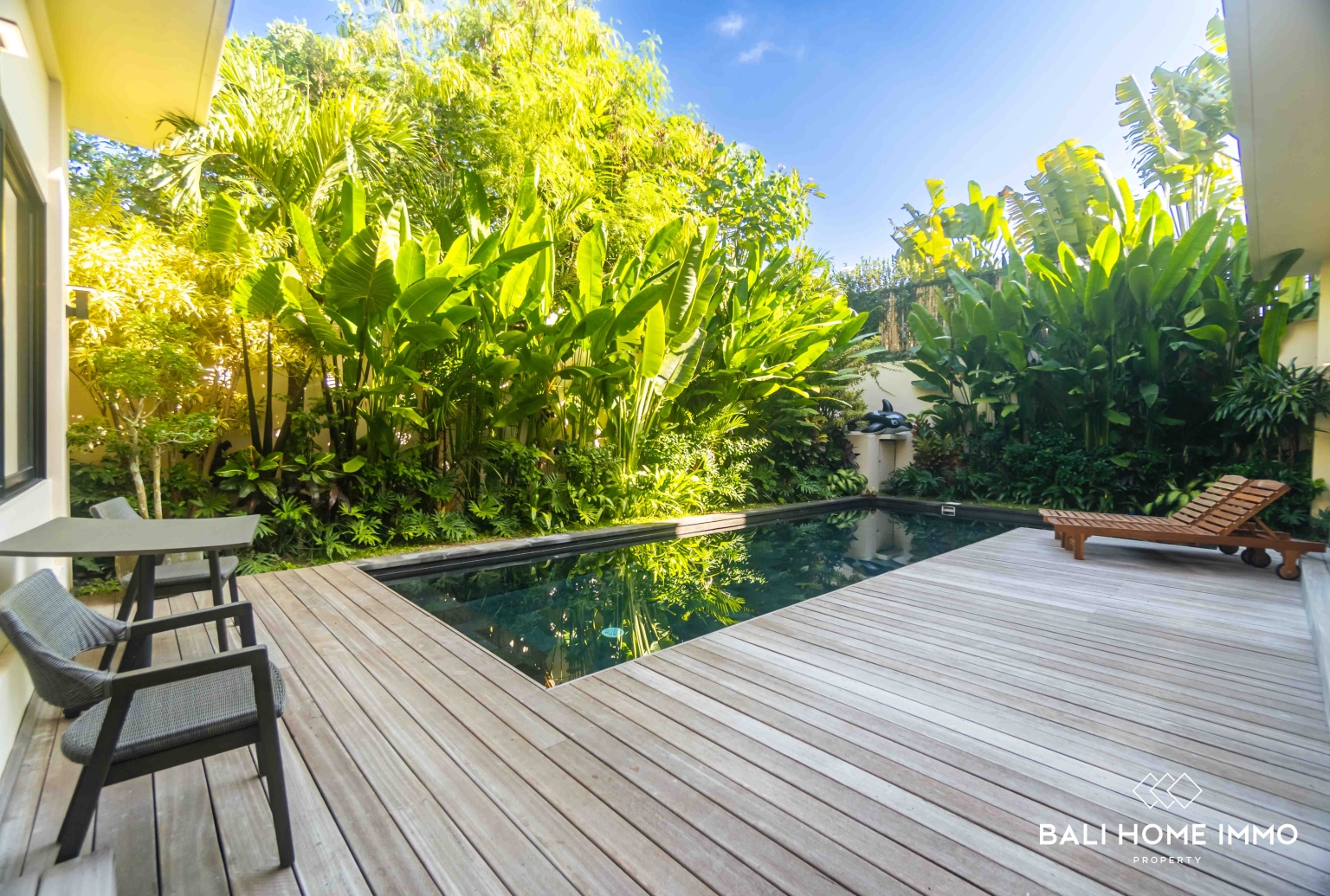 Modern 5 bedroom villa for sale and rental in Sanur Bali view 27