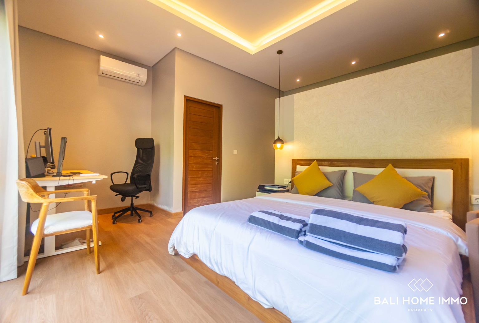Modern 5 bedroom villa for sale and rental in Sanur Bali view 24