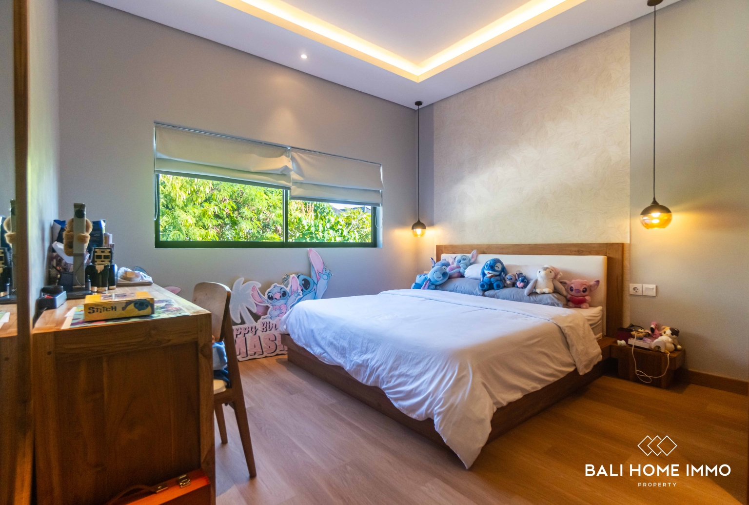 Modern 5 bedroom villa for sale and rental in Sanur Bali view 16