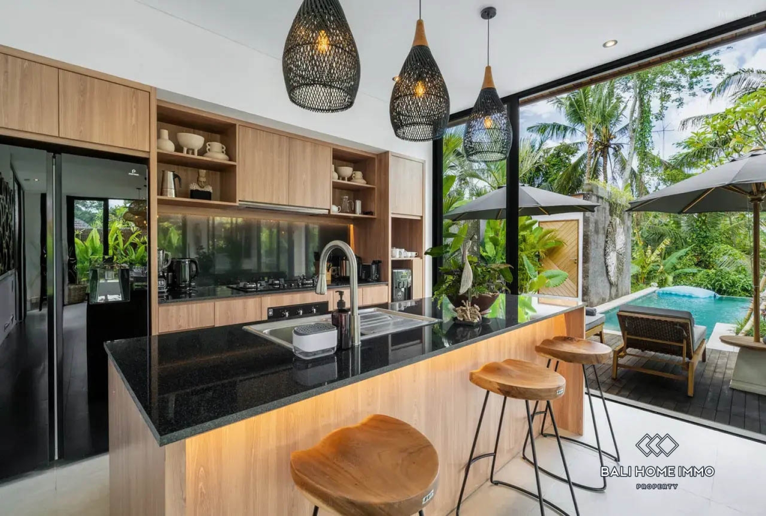 MODERN 5 BEDROOMS VILLA WITH JUNGLE VIEW FOR SALE IN SAYAN UBUD view 5