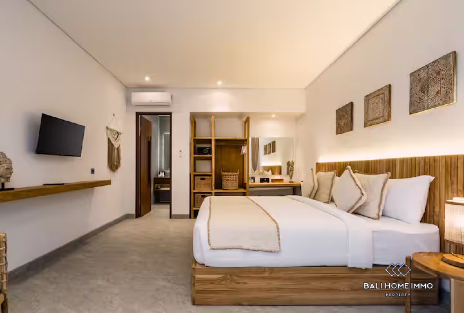 Modern 6 bedroom villa for sale in Ubud Bali view 12