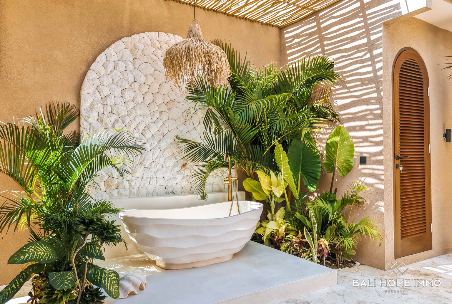 Modern Mediterranean 1-Bedroom Villa for Sale in Ungasan view 12