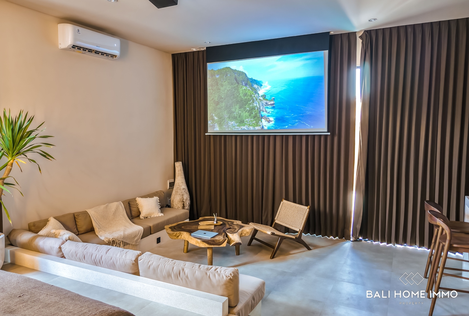 Modern Mediterranean 1-Bedroom Villa for Sale in Ungasan view 4