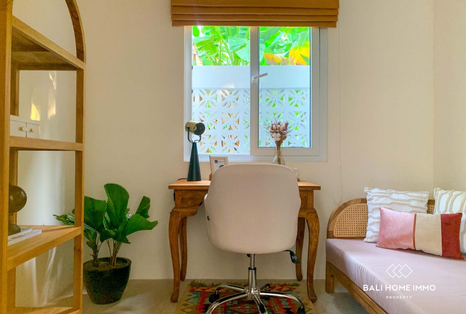 Villa Minimalis Modern 1 Kamar untuk Dijual dengan Status Hak Sewa di Canggu Bali view 8