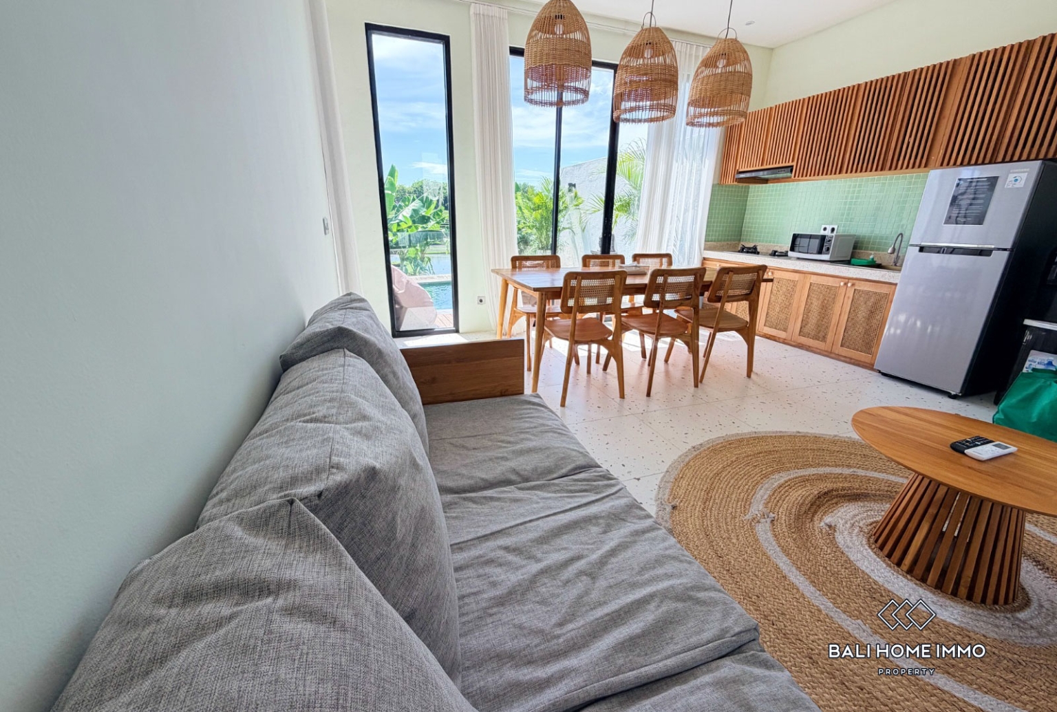MODERN MINIMALIST VILLA WITH 3 BEDROOM FOR SALE AND RENT IN KEROBOKAN view 3