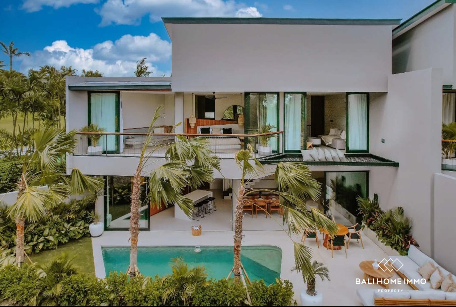 Modern Rice Field View 2 Bedroom Villa for Sale in Canggu Bali view 17